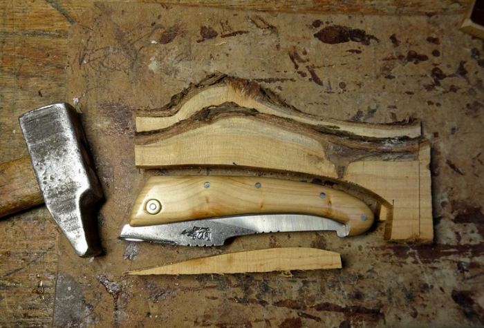 Le Najac - Taille d’un manche - genévrier de Najac, sur commande