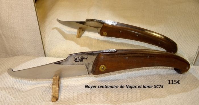 Couteau Le Najac - Noyer centenaire de Najac