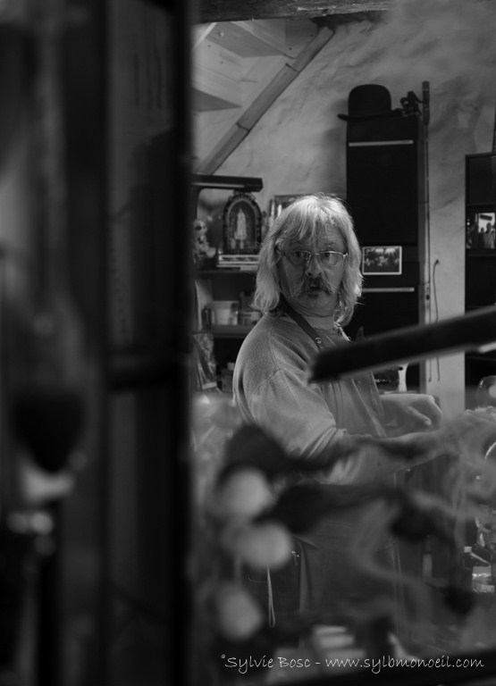 Le Najac, couteau de paix - reportage à l’atelier - photographie Sylvie Bosc